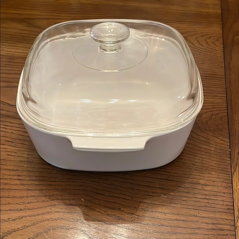 Corningware Spice of‎ Life White Casserole Dish with Lid